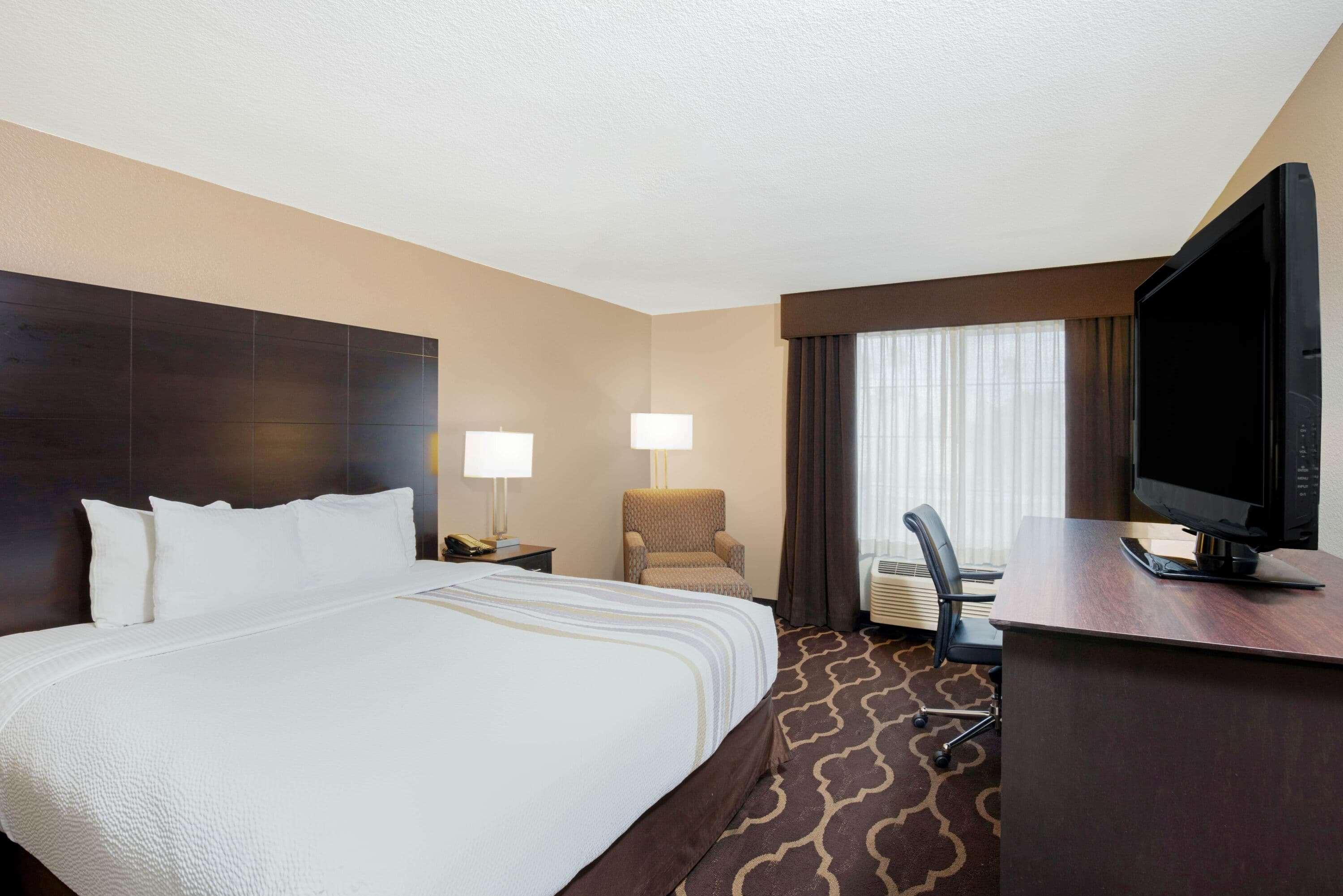 La Quinta Inn & Suites By Wyndham Lv Tropicana Stadium Las Vegas Ngoại thất bức ảnh