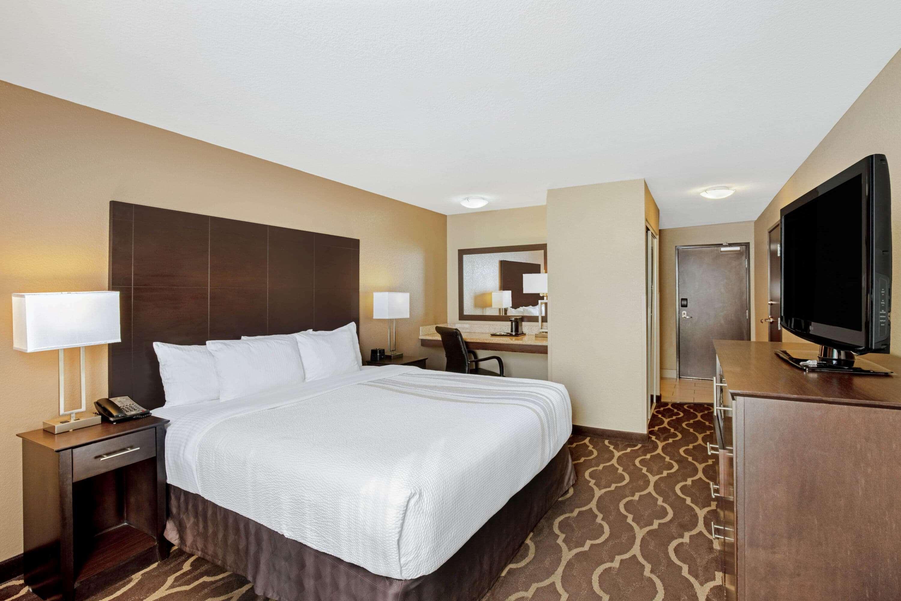 La Quinta Inn & Suites By Wyndham Lv Tropicana Stadium Las Vegas Ngoại thất bức ảnh